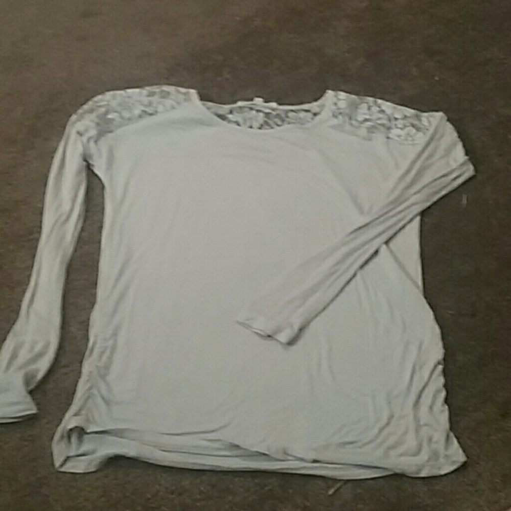 Womens small long sleeve shirt